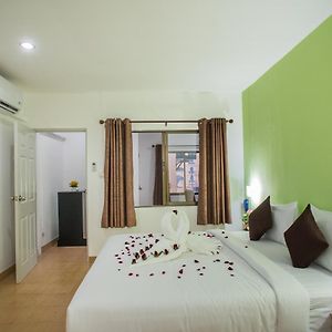 Standard Zimmer mit Kingsize-Bett